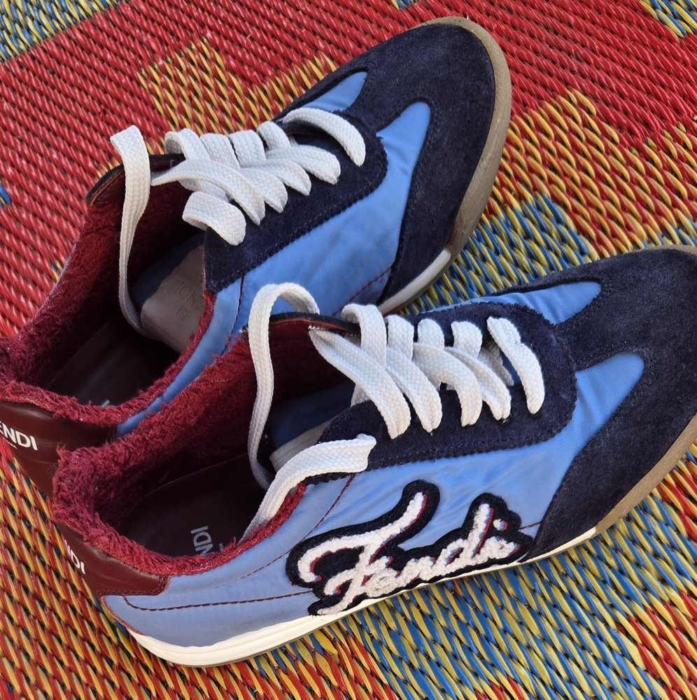 Fendi BOYS Navy/Light Blue Sneakers - Great Condition - Size 4